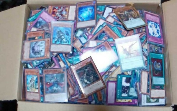 遊戯王カード　ノーマルメイン　100サイズ　まとめ売り