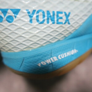 1.6万★美品 ヨネックス YONEX SHBAL バドミントンシューズ POWER CUSHION パワークッション エアラス レディース 24cm ペールブルーの画像7