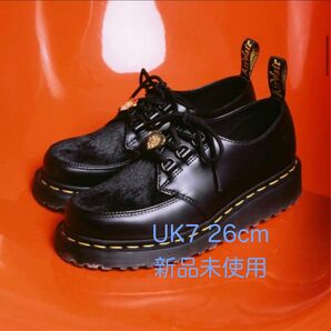 Dr.Martens Girls Don't Cry RAMSEY SMOOTH AND BLACK HAIR ON UK7