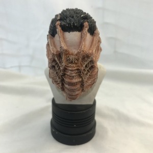 ALIEN LIMITED EDITION Alien face Hugger microbus to2343/3000 number [jgg]