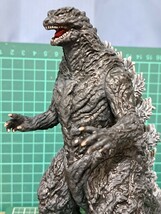 ゴジラストア限定ソフビ ムービーモンスターシリーズ ゴジラ 小改造リペイント完成品_画像2