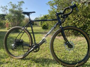 surly midnightspecial サーリー　グラベル　sram ロードバイク シマノ　リベンデル　ブルーラグ　グランピー　mks nitto simworks brooks