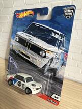 ホットウィール ミニカー HW カーカルチャー ドアスラマーズ BMW 2002 HotWheels DOOR SLAMMERS_画像1