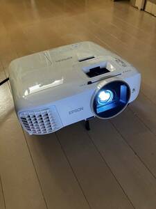 EPSON プロジェクター EH-TW5650 中古品