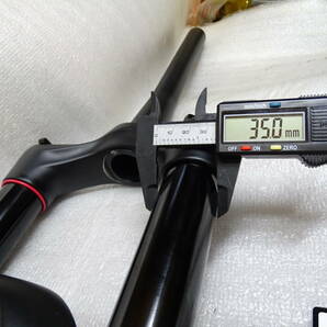 新品 未使用 ROCKSHOX Lyrik RCT3 160 140mm 両用トラベル 29er 15X110 boostの画像4