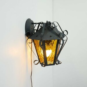 U.S.ヴィンテージ 壁掛けランプ / アンバーガラス アメリカ ジャンクスタイル照明 カフェ 店舗什器 シャビーシック #506-74-669