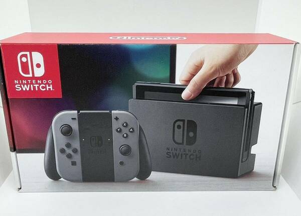 送料無料　ダウンロードソフト付き　Nintendo Switch グレー　2018年製　初期型　本体　付属品完備　どうぶつの森　桃鉄　モンハン等