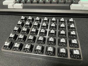 新品 Cherry MX SPEED SILVER Switches 35個 キースイッチ スピードシルバー 銀軸