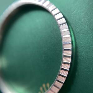 純正品 エンジンターンド ベゼル 16220 16234 デイトジャスト ロレックス ROLEX DATEJUST buckle bezel case cal.3035 partsの画像3