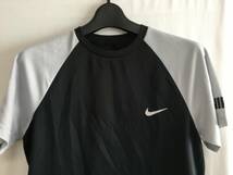 美品！NIKEナイキ　ドライTシャツ　サイズ145㎝　送料スマートレター180円_画像3