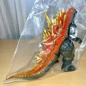 赤目 ゴジラ 1999 赤 背びれ ダーククリア ラメ ミレニアム 2000 ミレゴジ 350 マルサン GODZILLA MILLENIUM ソフビ sofvi MARUSANの画像5