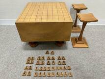 【BW 2613】1円～ 将棋セット 将棋盤 ボードゲーム 娯楽 趣味 駒 五寸用駒台 中古 現状品_画像1