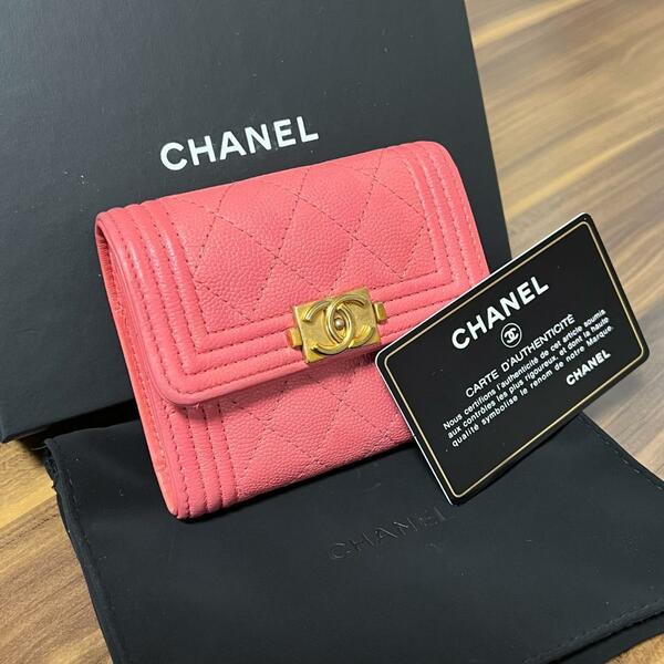 ★美品 付属品あり★CHANEL 財布 ボーイシャネル キャビアスキン ミニ財布 折りたたみ コンパクト ピンク ゴールド金具