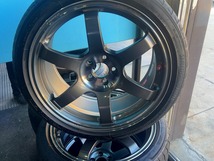 美品 レイズ ボルクレーシング TE37 SAGA SL 18x8.5 45 PCD100　225/40Ｒ18　２本_画像1