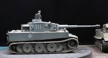 1/35 ドイツ陸軍 タイガーⅠ重戦車（極初期型）第501重戦車大隊第１小隊「111号車」フリウル金属履帯/金属砲身/レニングラード戦線 完成品_画像8