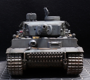 1/35 ドイツ陸軍 タイガーⅠ重戦車（初期型）第501重戦車大隊 第３小隊所属「333号車」レニングラード戦線 制作完成品