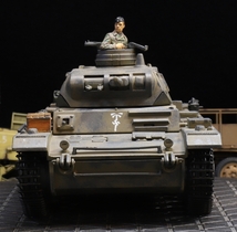 1/35 ドイツ軍 Ⅲ号戦車（E型）アフリカ軍団仕様ヘビーウェイト（フィギュア付き） 制作完成品_画像1