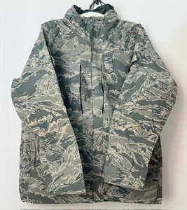 美品 米軍 USAF 空軍　M-R APECS ゴアテックスパーカージャケットUSAF ALL-PURPOSE ENVIRONMENTAL CAMOUFLAGE Gore Tex Parka Jacket 