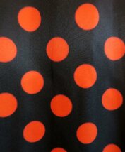 新品 Mサイズ カラフルな 水玉シャツ ドット柄 サテンシャツ 2265 黒×赤 ヴィジュアル系 柄シャツ ピエロ 道化師 ロック ステージ衣装_画像5
