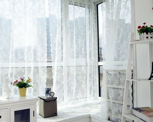 レースカーテン　花柄　ホワイト　刺繍　激安　お得　幅145センチX丈176センチ　2枚セット　両開き　可愛い　飾り　インテリア