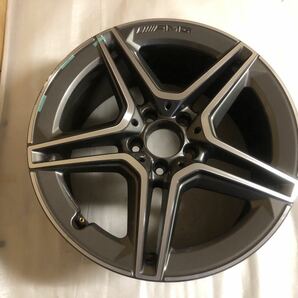 ベンツ W205 Cクラス 後期 AMG 純正 18X8.5J+49 PCD112 18インチ ホイール(1本のみ) A2054019600の画像2