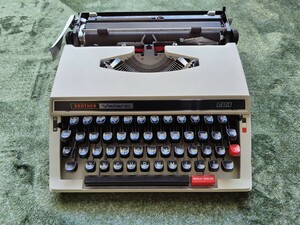 タイプライター Valentine olivetti アンティーク レトロ