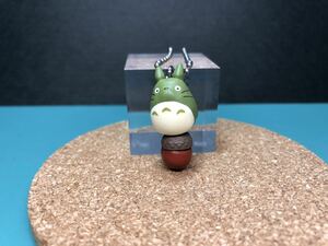 [to Toro acorn ] Mac ro Cross ke..... ball chain attaching mascot Tonari no Totoro acorn also peace country ga tea Ghibli 