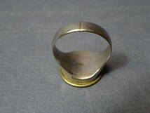 （８−７）古銭　10銭銀貨 十銭銀貨を利用して作られた指輪　上品に作られています。銀貨の発行年度は分かりません。銀製？_画像7