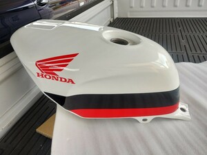 【送料無料】HONDA NSR250R MC21 SP PENTAX 純正ガソリンタンク ペンタックス ※再塗装品のためキズ凹みありません