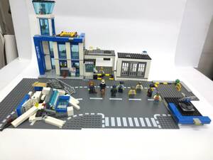 【2-234】LEGO レゴ POLICE 警察 パーツ等 まとめ売り 