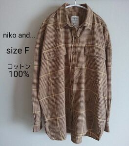 nikoand‥. 長袖シャツ コットンシャツ チェック柄 ゆったりデザイン