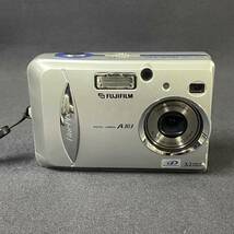 コンパクトデジタルカメラ 動作品 3台 乾電池式 Nikon COOLPIX 3200/L1/FUJIFILM FinePix A303 デジカメ_画像2