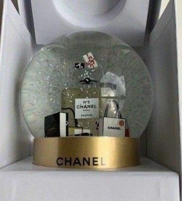 【CHANEL】☆新品未使用非売品　★N°5　100周年記念希少VIP会員　クリスマスホリデー限定　　　　ノベルティ　スノードーム