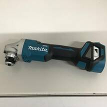 【未使用品】★即決価格 送料無料 マキタ makita 100mm 18V コードレスディスクグラインダ GA412DZ 本体のみ_画像3