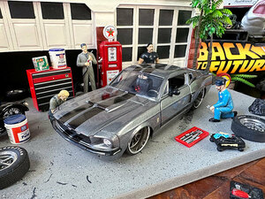 Jada 1967年シェルビー GT500　ダイキャストミニカー　1/24スケール（グレーメタリック/ブラックストライプ） アメリカン雑貨