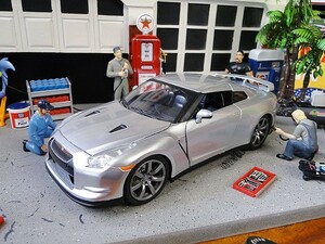 Jada　映画　ワイルドスピード　ダイキャストミニカー 1/24スケール（ブライアン/ニッサンGT-R（R35） シルバー） アメリカ雑貨