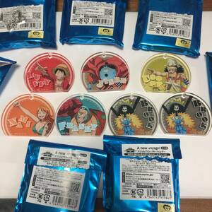 〇未使用 ONE PIECE ワンピース 麦わらストア 11th アクリルブロックキーホルダー 7個 ルフィ ナミ ジンベエ フランキー ウソップ ブルック