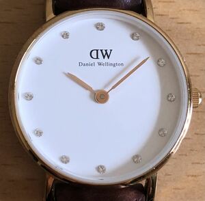 225-0289 Daniel Wellington ダニエルウェリントン レディース腕時計　革ベルト　クオーツ　Classy O26R3 電池切れ 動作未確認