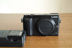 LUMIX DMC-GX7mk2