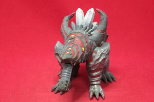 ゴルゴレム ウルトラマンネクサス 怪獣 2004 ソフビ USED 同梱可