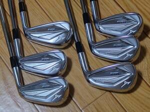 送料込み　中古　美品　JPX923 FORGED　フォージド　5-PW 6本　DG105