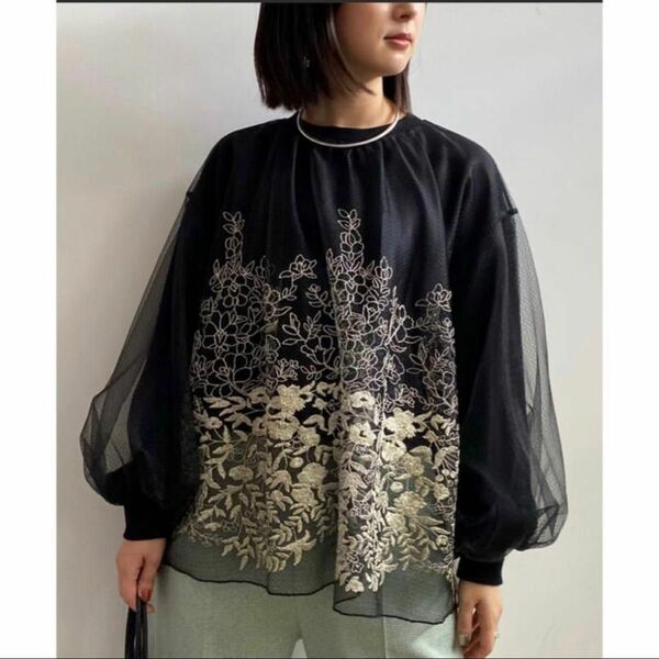 新品 LULA TULLE EMBROIDERY SWEAT TOPS