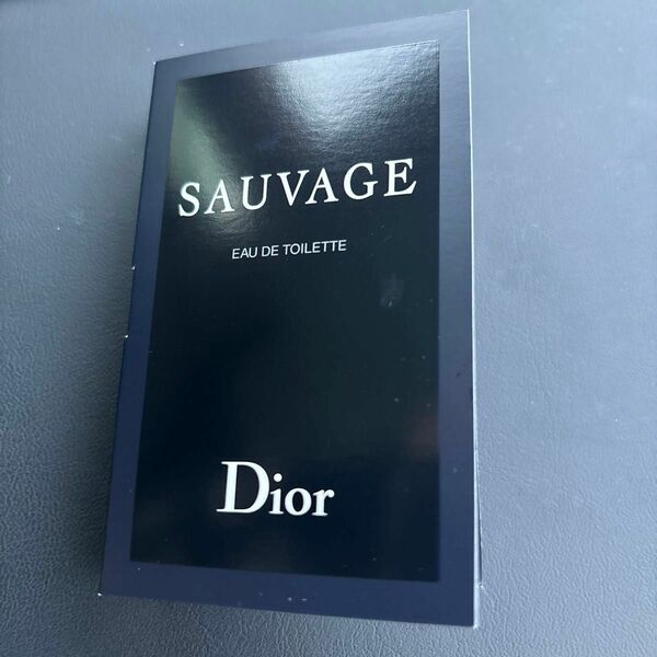 Dior ソヴァージュ 香水　1ml