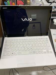 VAIO tap11 タブレットPC Windows10 表面ガラス割れ　ジャンク