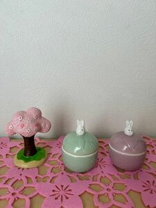 ウサギのひなまつり⑩★ウサギのひな人形雛人形桜の木サクラさくらナチュラルキッチン桃の節句食器 陶器 小物入れ シュガーポット