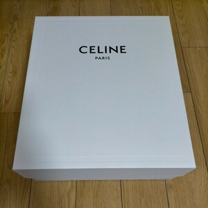 ★CELINE　セリーヌ　ボックス　白　セリーヌ　箱大　ホワイト　紙袋付き