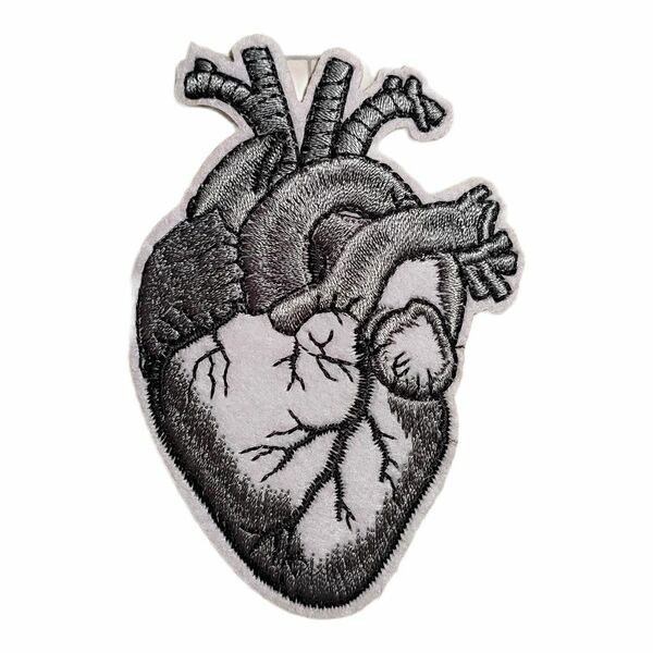 Z-16【 アイロンワッペン 】 臓器 心臓 【 刺繍ワッペン 】 アイロンワッペン ワッペン アップリケ 刺繍ワッペン 刺繍