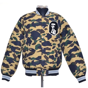 ●496256 A BATHING APE アベイシングエイプ ●ダウンジャケット スタジャン 1st Camo Varsity Down Jacket 001LJB801013X サイズM メンズ