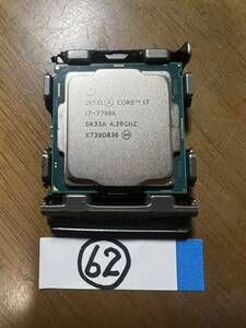 【保証有り】CPU Intel Core i7-7700K 4.2GHz PCパーツ インテル SR33A I7 【送料無料】62