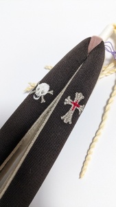  skeleton * 10 character . embroidery nose . silk made in Japan bk